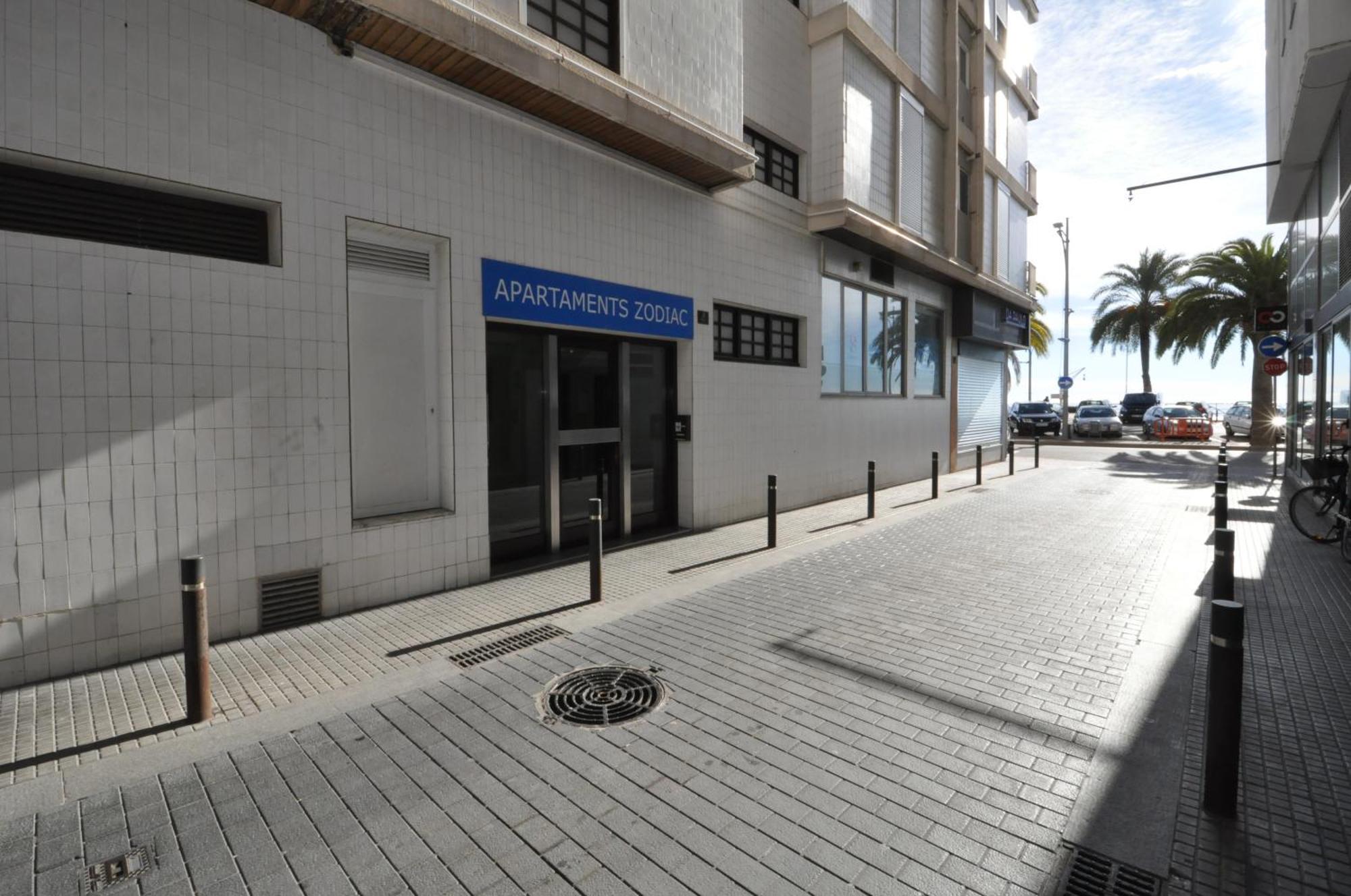 Apartamentos Zodiac Lloret de Mar Dış mekan fotoğraf