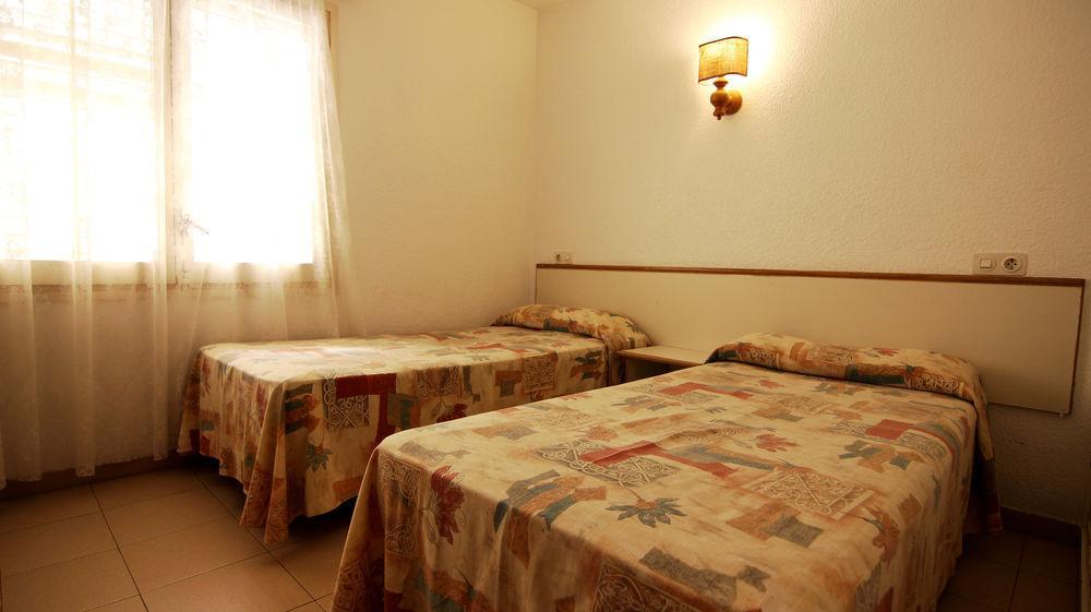 Apartamentos Zodiac Lloret de Mar Dış mekan fotoğraf