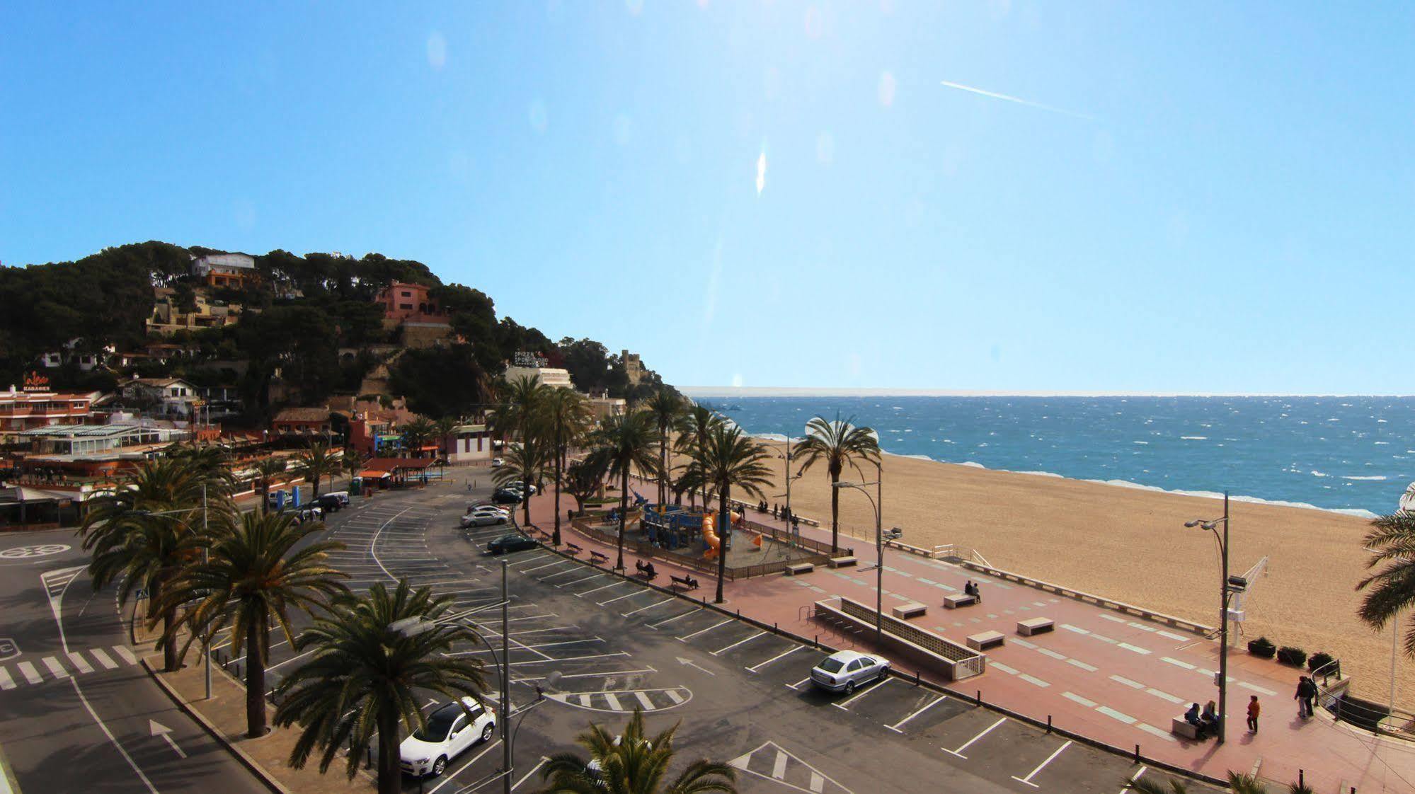 Apartamentos Zodiac Lloret de Mar Dış mekan fotoğraf