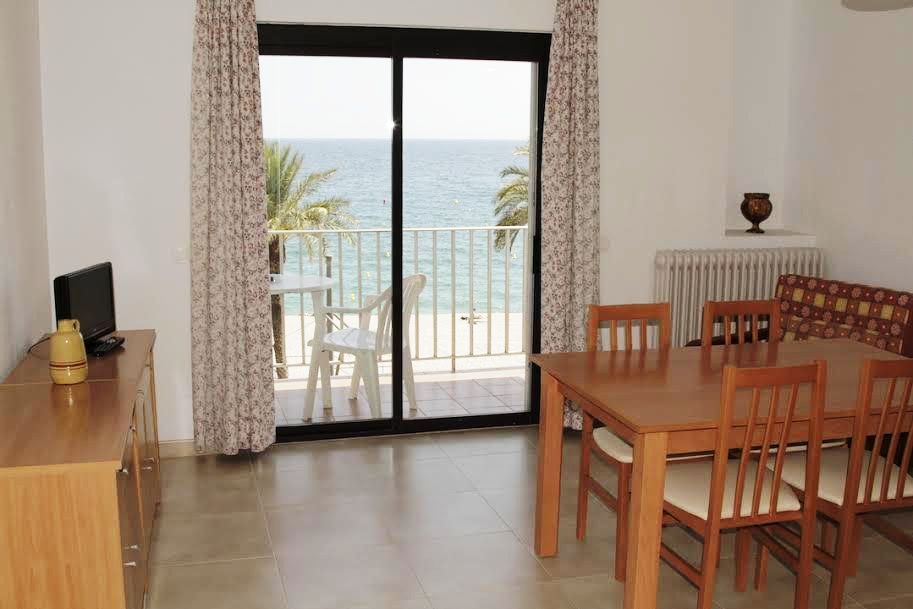 Apartamentos Zodiac Lloret de Mar Dış mekan fotoğraf